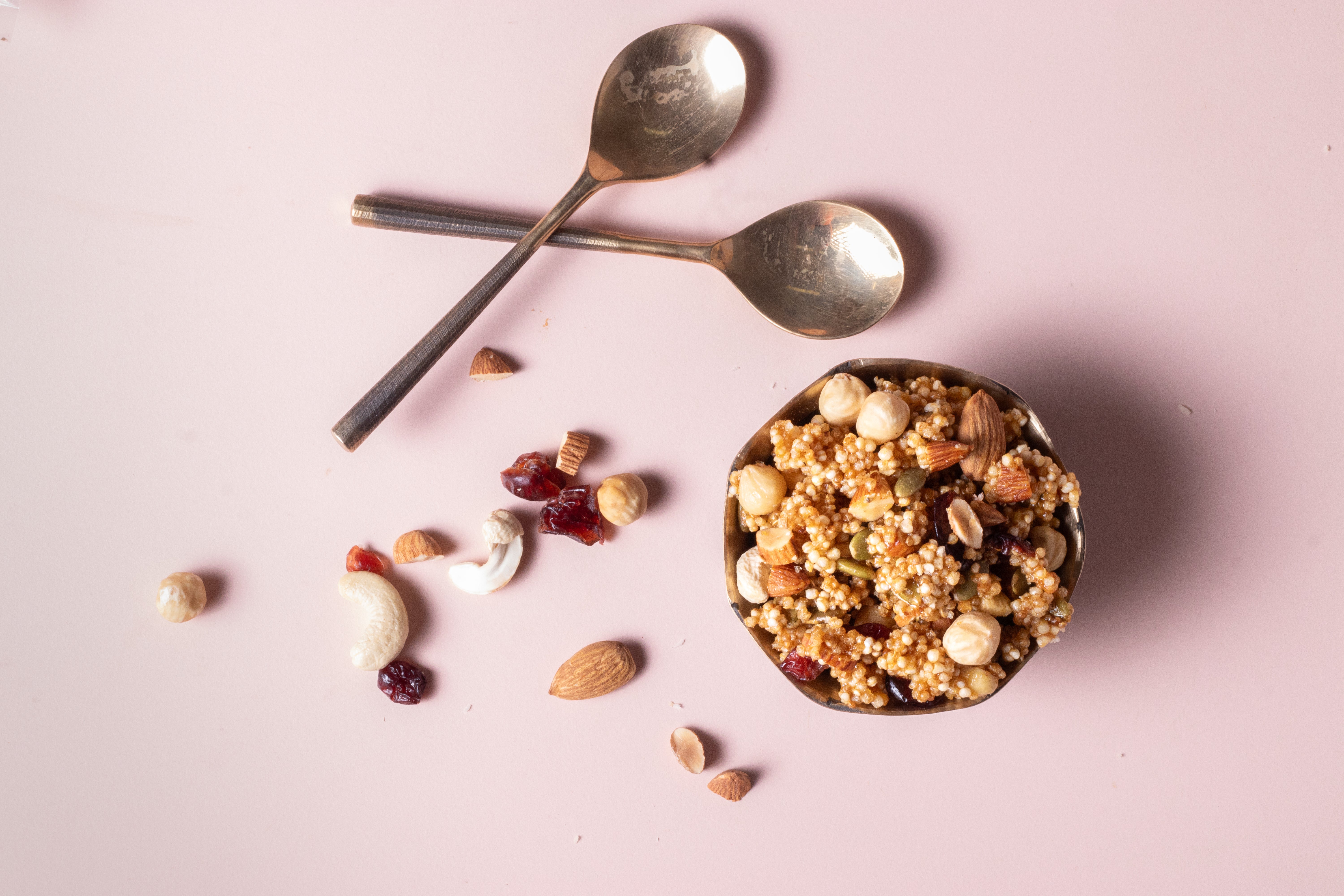 Crunchy Quinoa Puffs & Nuts