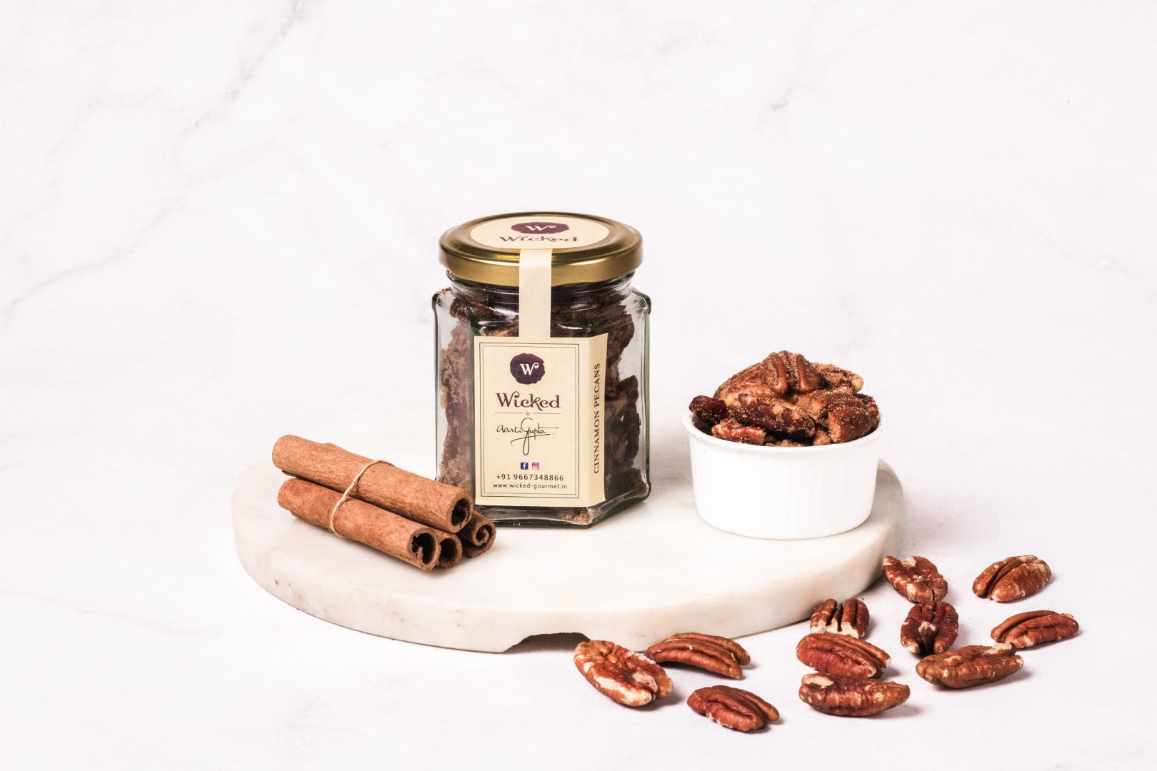 Cinnamon Pecans