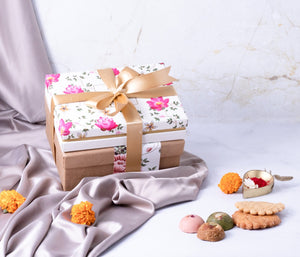 Open image in slideshow, Handcrafted Mithai &amp; Mathri Gift Pack
